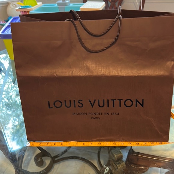 Louis Vuitton Accessories - Authentic Louis Vuitton Paper bag